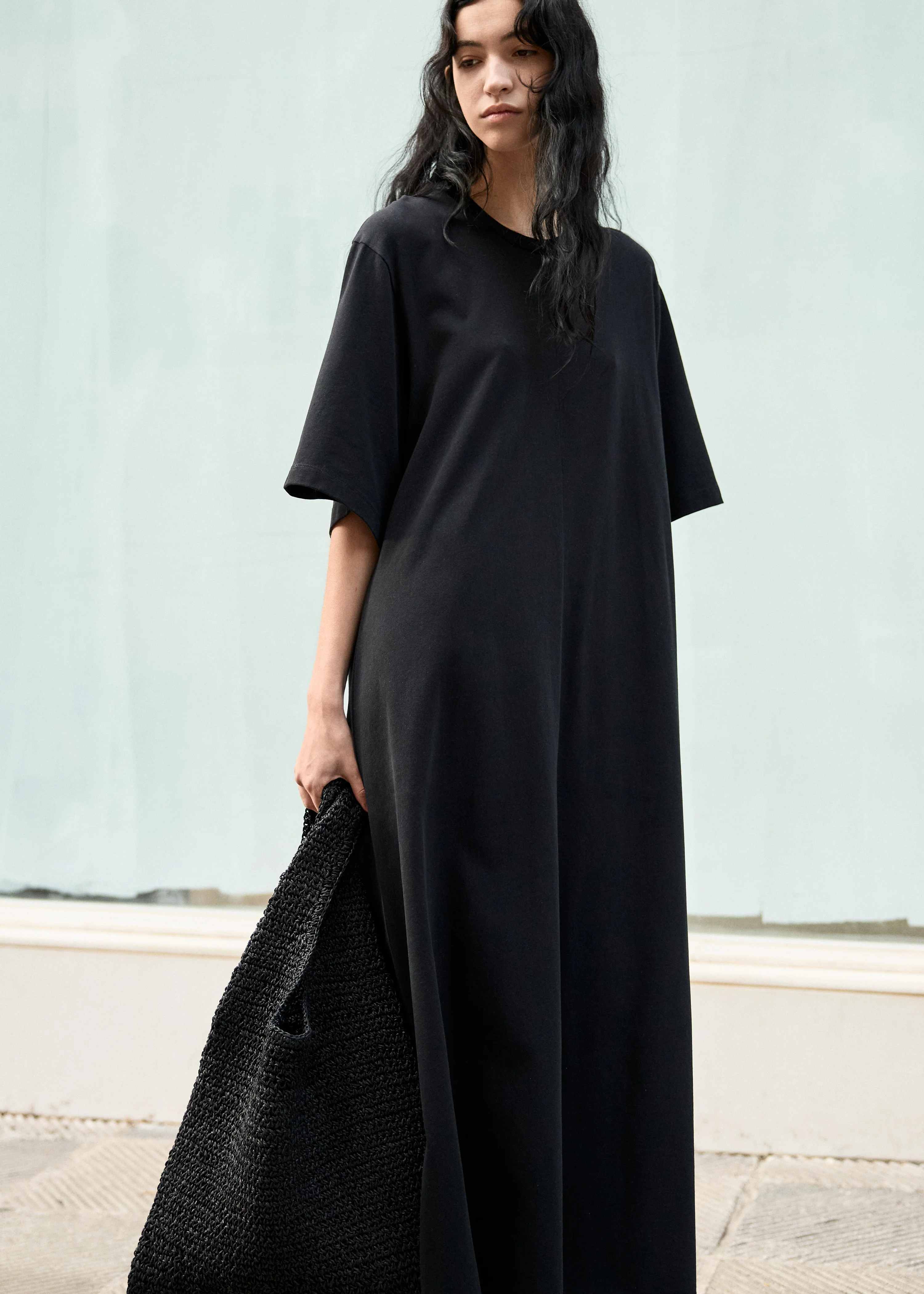 Gita circular dress  | Black - Image 4